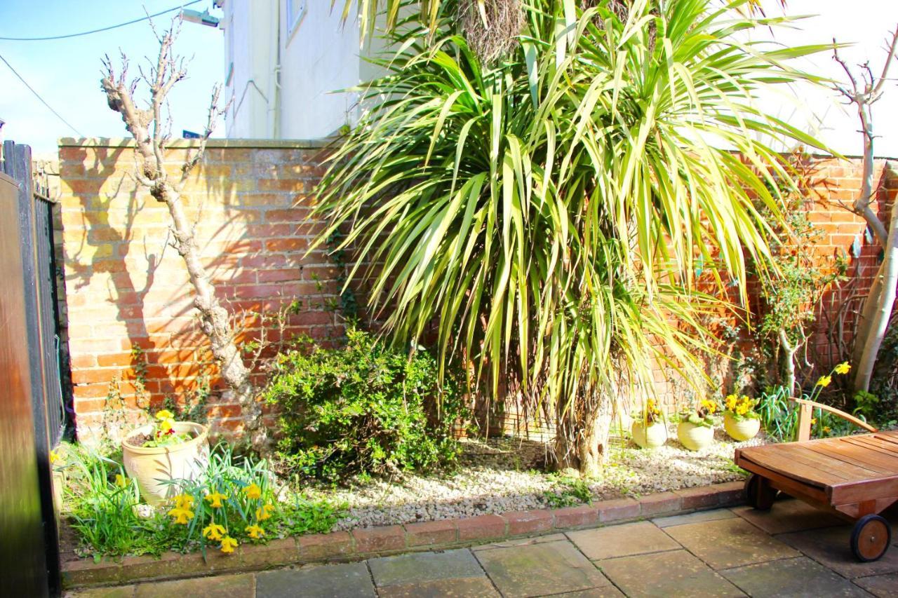 Romantic Flint Cottage On The Suffolk Coast Saxmundham Zewnętrze zdjęcie