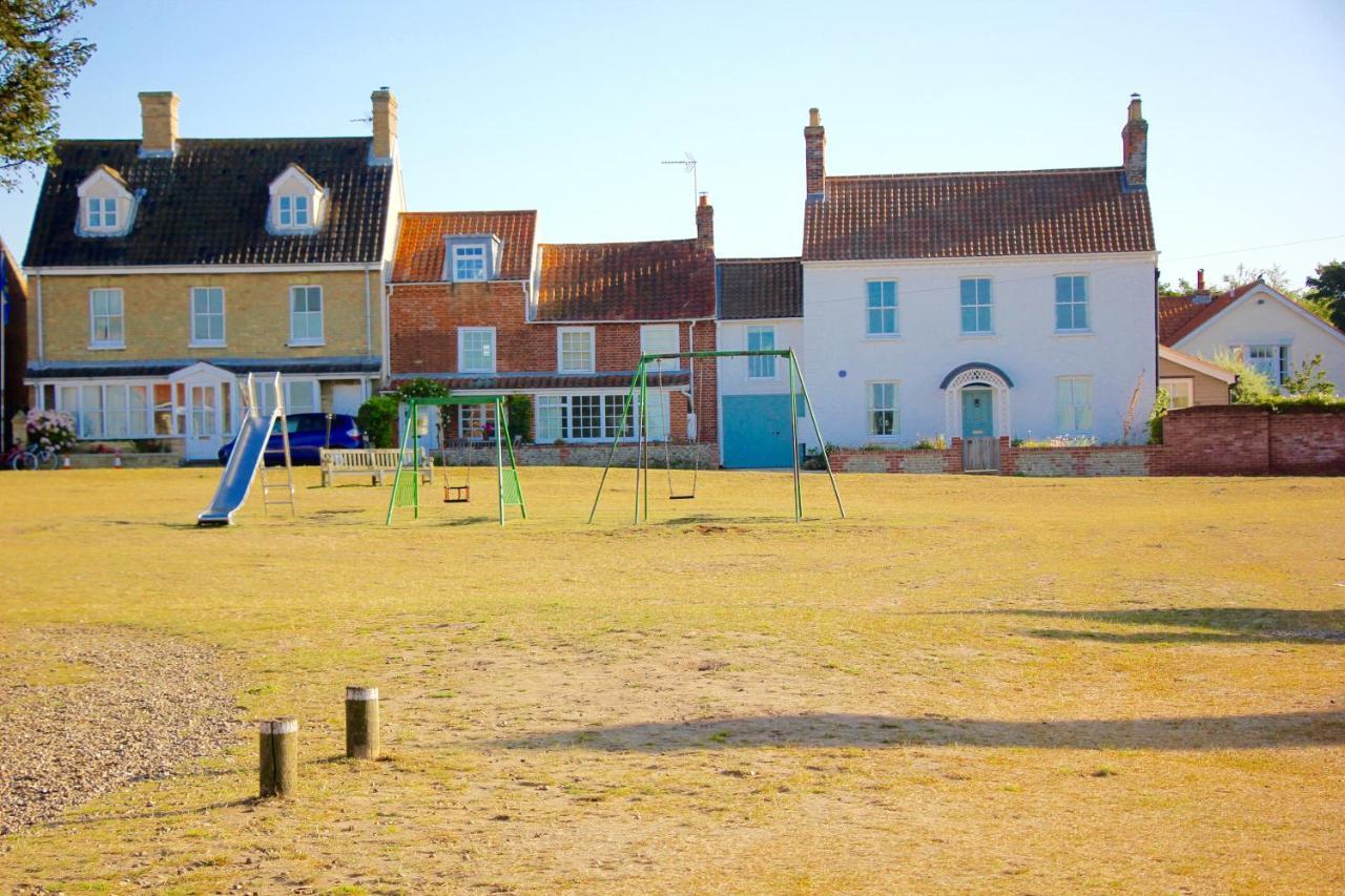 Romantic Flint Cottage On The Suffolk Coast Saxmundham Zewnętrze zdjęcie